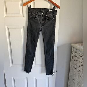 Rag & Bone 27 Ankle Skinny Black Raw Hem Excellent Used Condition